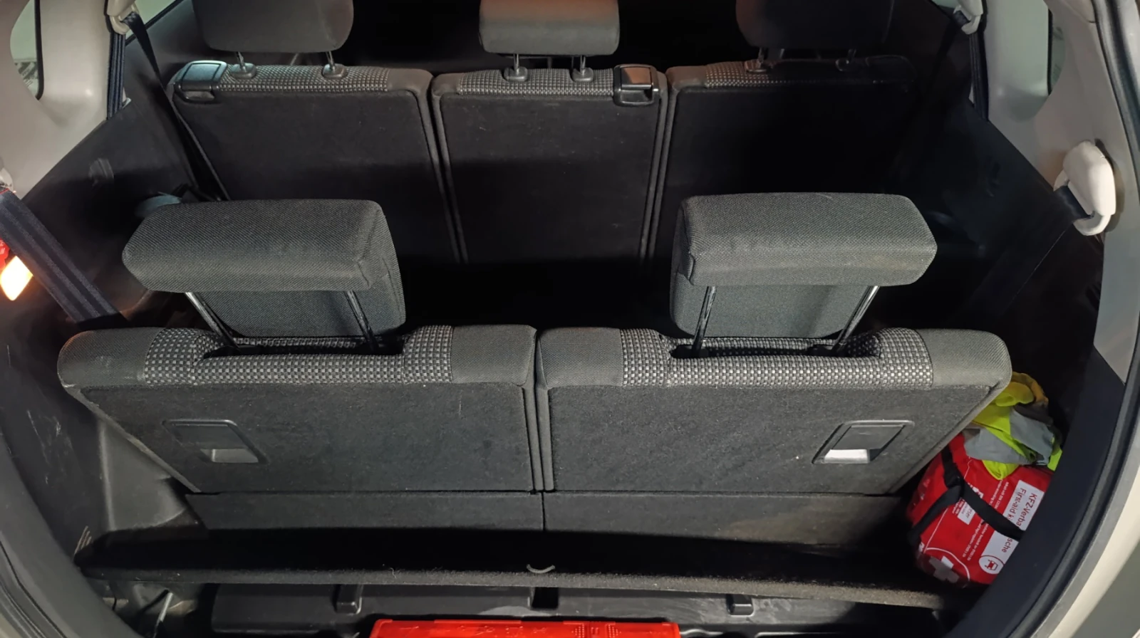 Toyota Corolla verso D-CAT | Mobile.bg   13