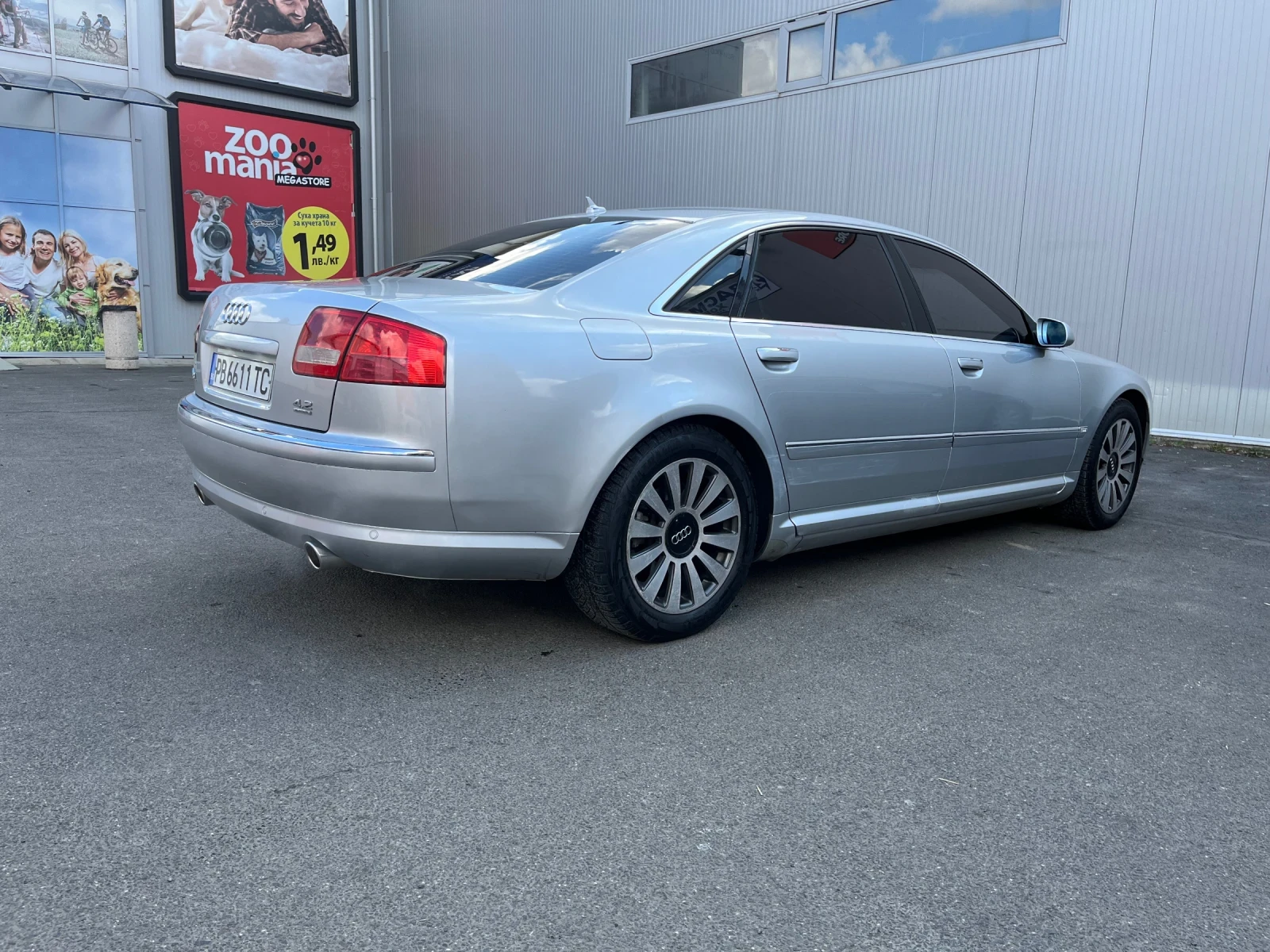Audi A8 4.2 L Quattro ГАЗ | Mobile.bg — изображение 11