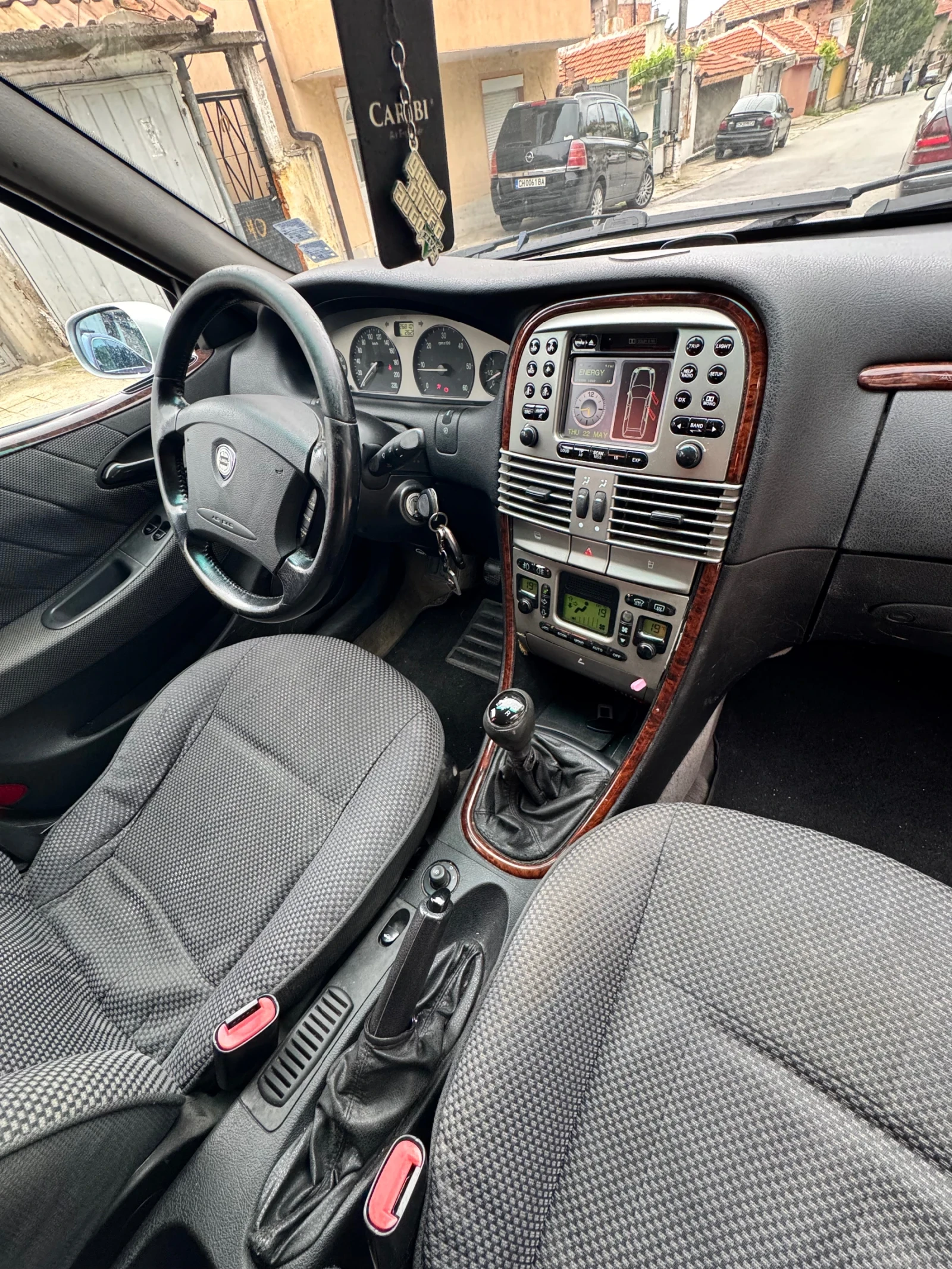 Lancia Lybra  - изображение 7