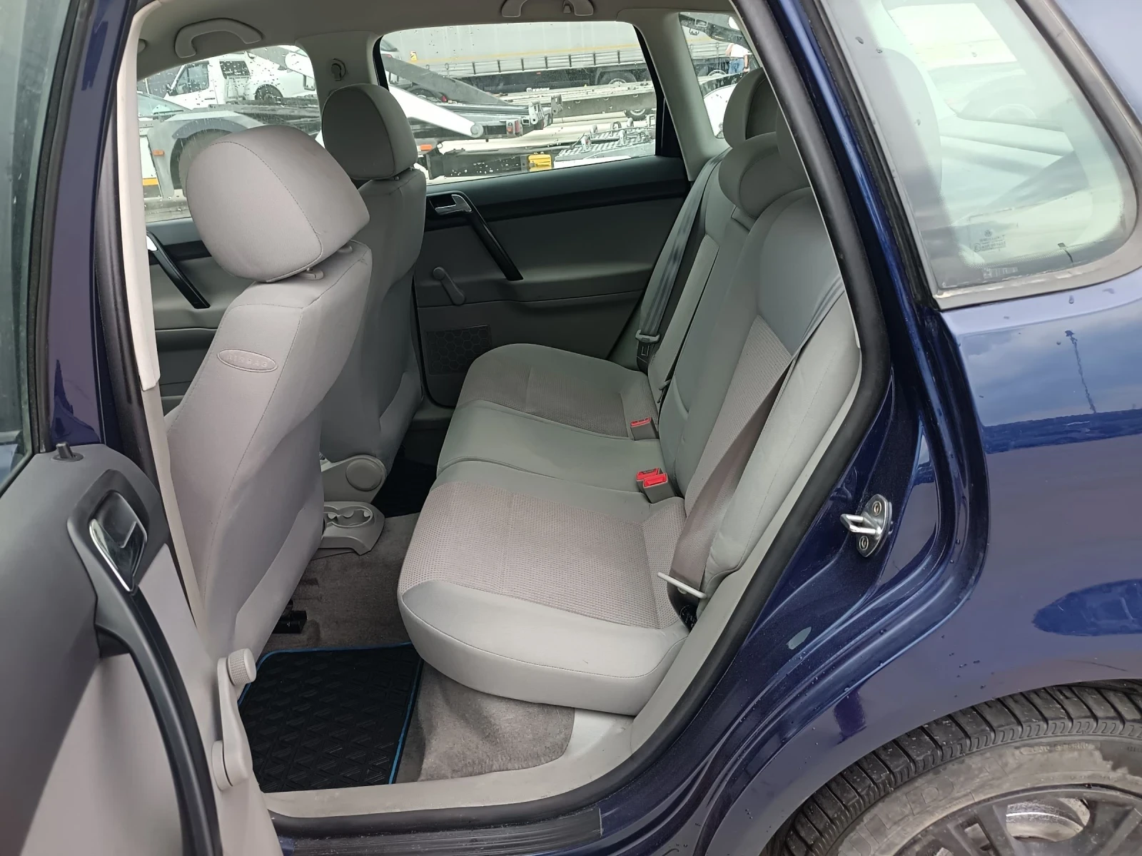VW Polo 1.9 - изображение 7