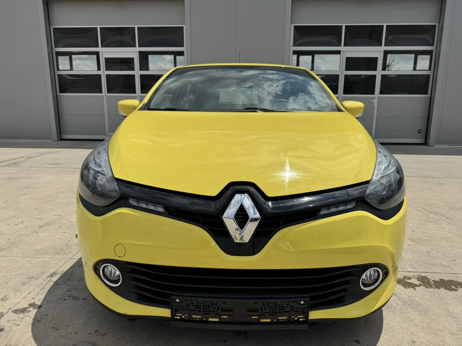 Renault Clio 1.5* 75ps* kлиматик - изображение 8