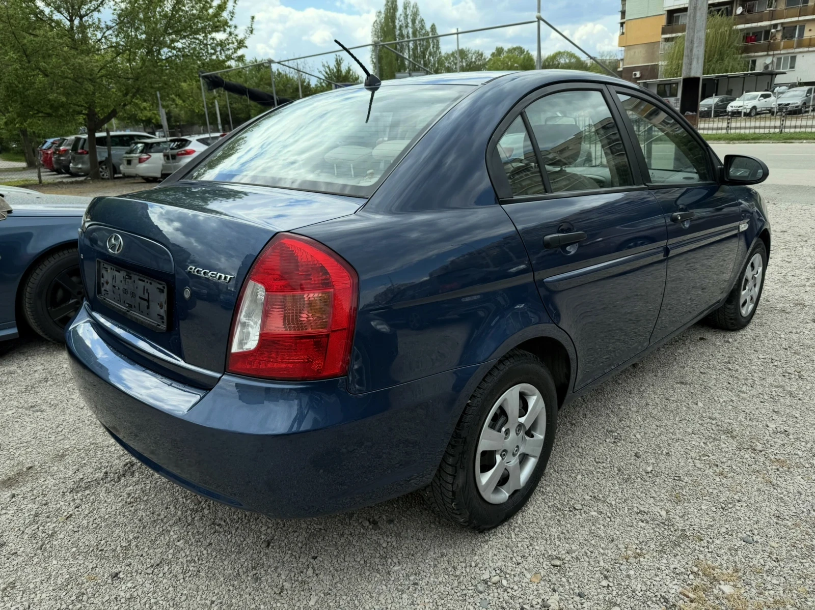 Hyundai Accent 1.4i клима - изображение 3