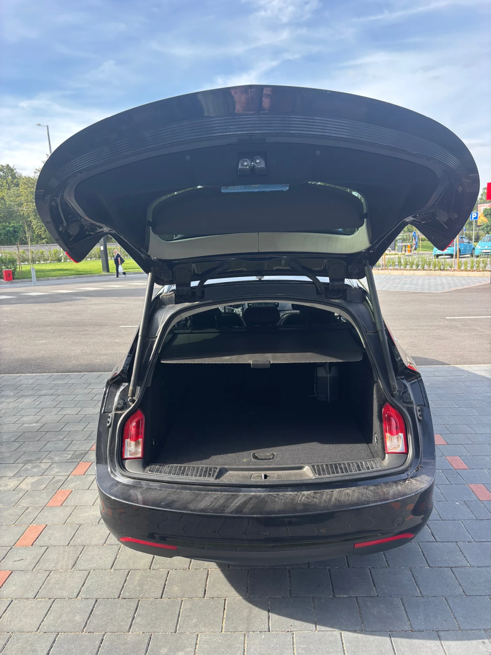 Opel Insignia 2.0 CDTI - изображение 7