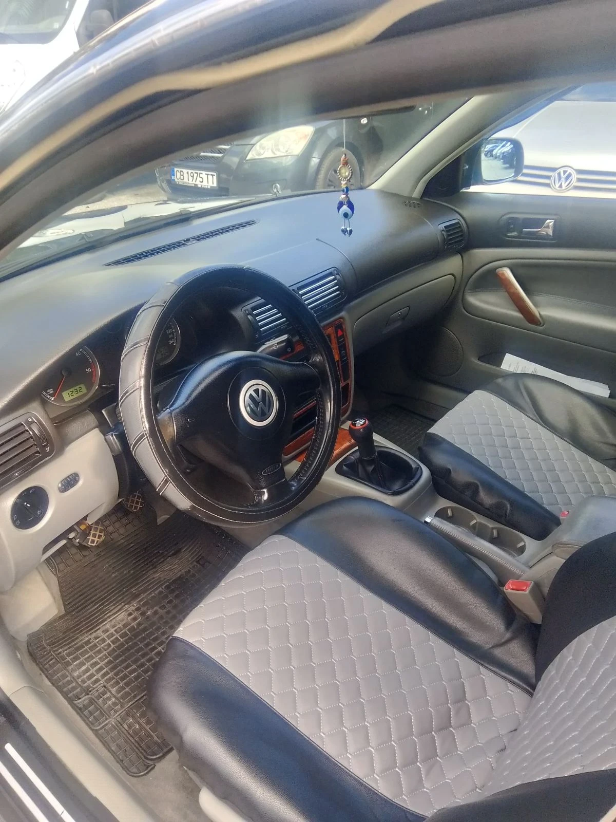 VW Passat 1.9 - изображение 5