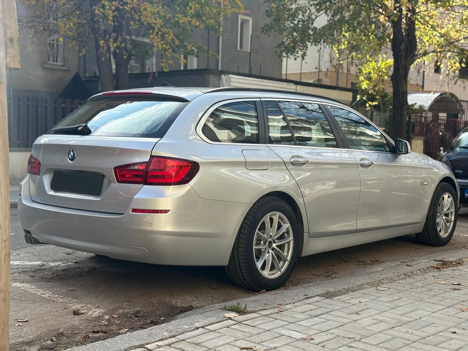 BMW 525 d | Mobile.bg   5