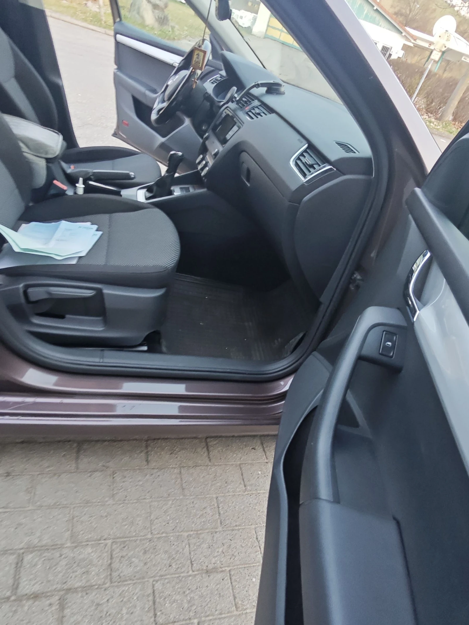 Skoda Octavia 1.4 TSI G-Tec, снимка 16 - Автомобили и джипове - 53758577