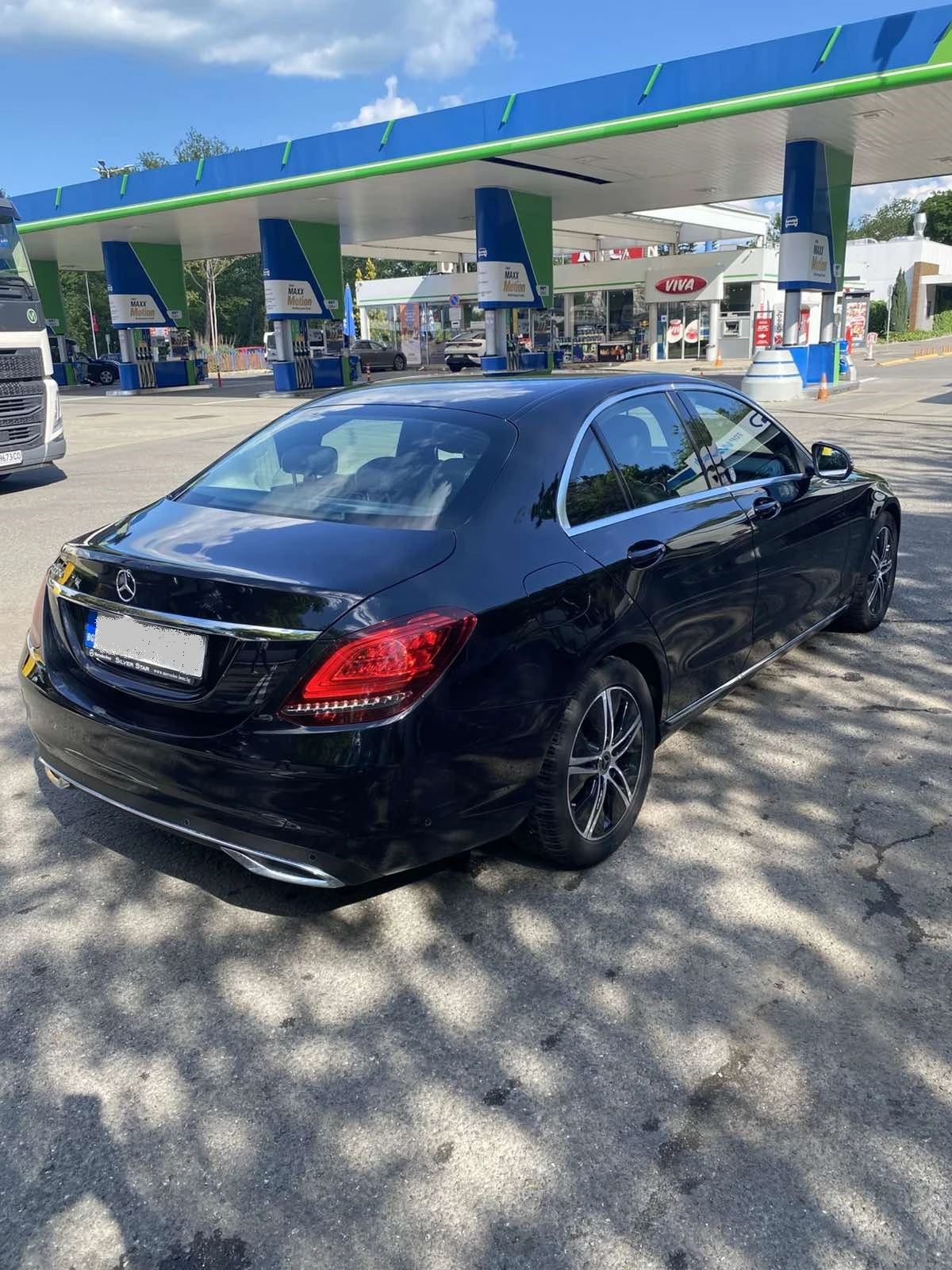 Mercedes-Benz C 220, снимка 6 - Автомобили и джипове - 54610091