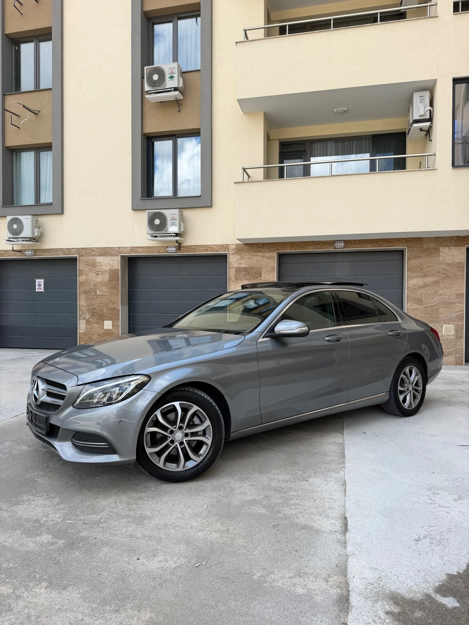 Mercedes-Benz C 220 Mercedes-Benz C220 7G-Tronic/Led/ Pano /Navi , снимка 2 - Автомобили и джипове - 54655878