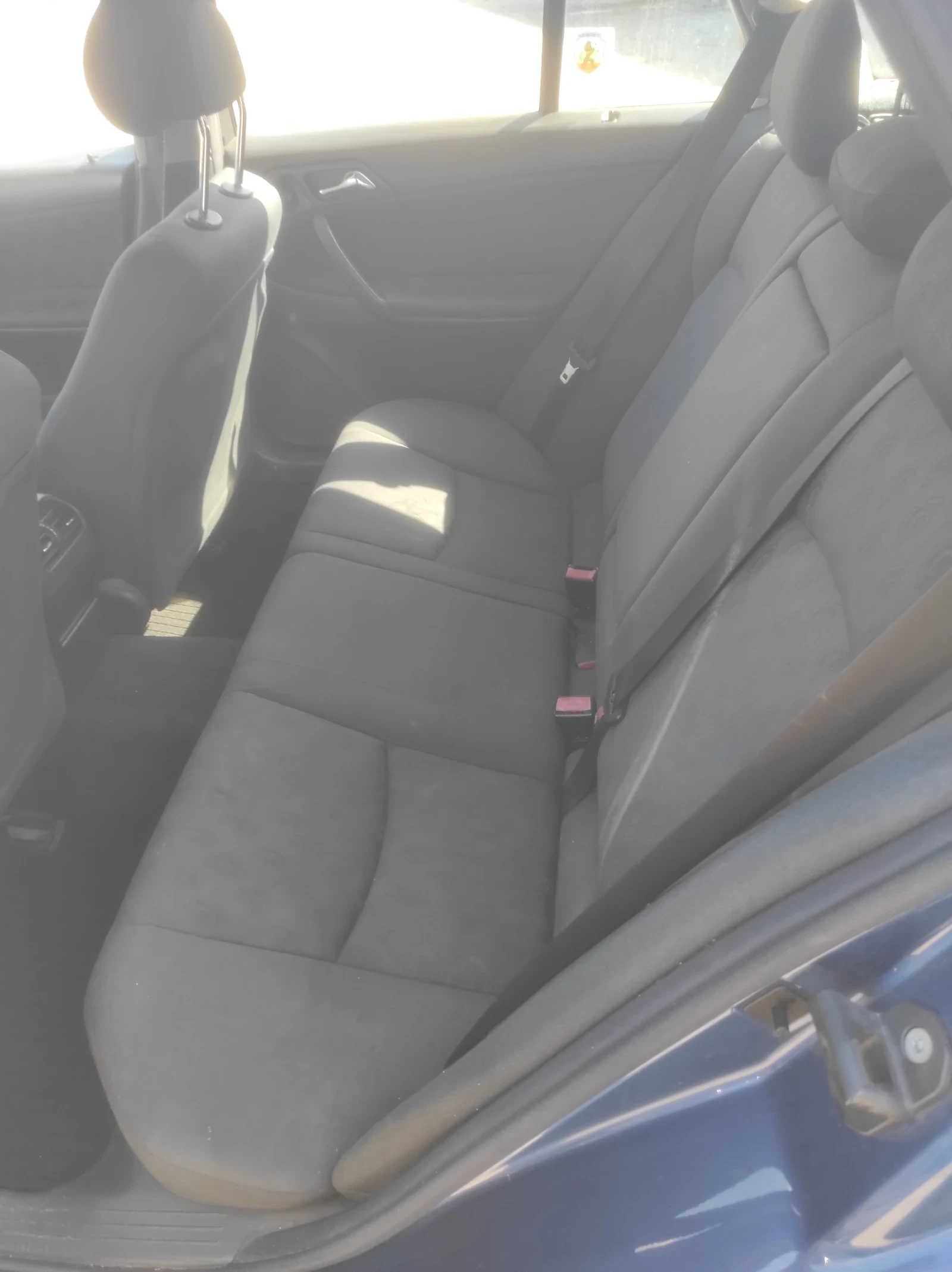 Mercedes-Benz C 220, снимка 10 - Автомобили и джипове - 54755660