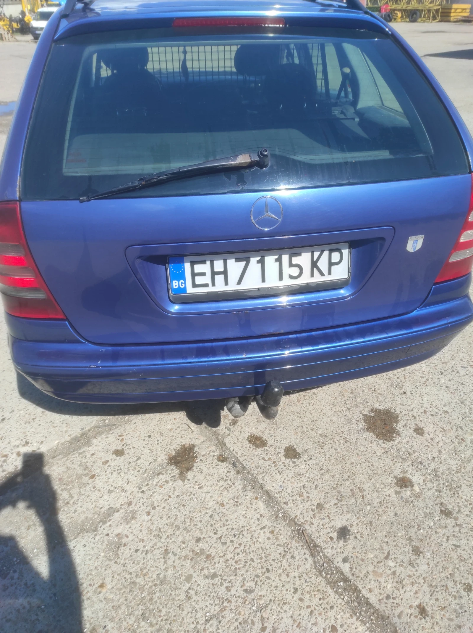 Mercedes-Benz C 220, снимка 4 - Автомобили и джипове - 54755660