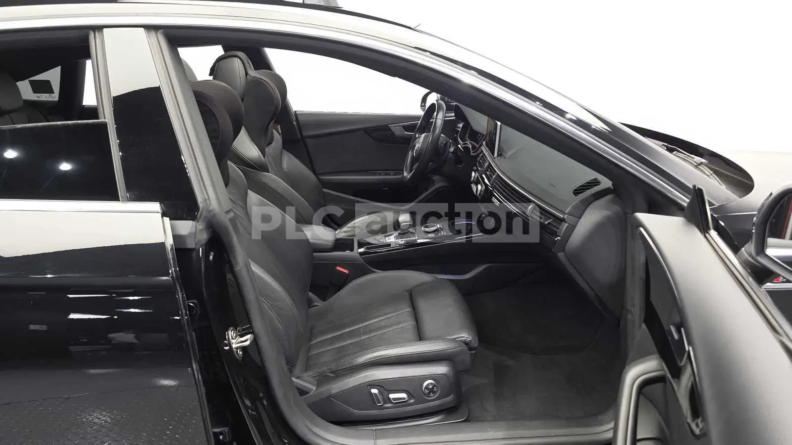 Audi A5 45TFSI PRESTIGE/HEAD UP/360CAM/PANO/360CAM/S-LINE, снимка 10 - Автомобили и джипове - 55237083