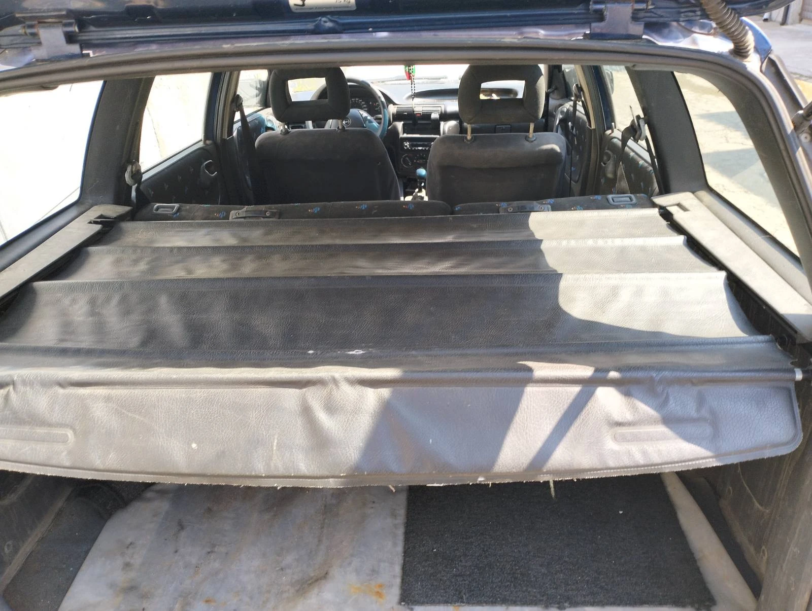 Opel Astra, снимка 2 - Автомобили и джипове - 55359540