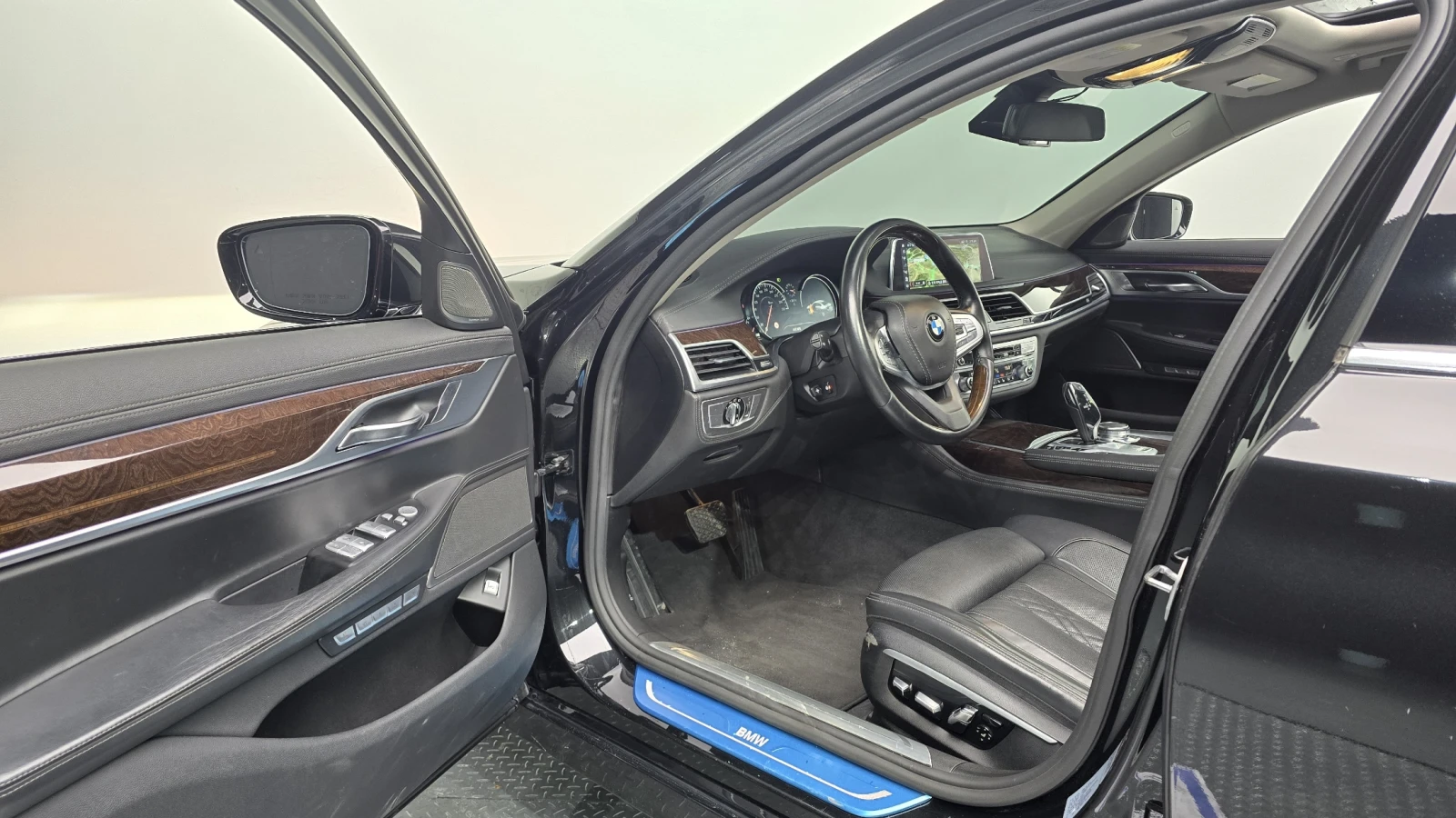 BMW 740 LONG* HUD* DIS* 360* �����* �����* SOFT-CLOSE* 2xT | Mobile.bg � ����������� 8