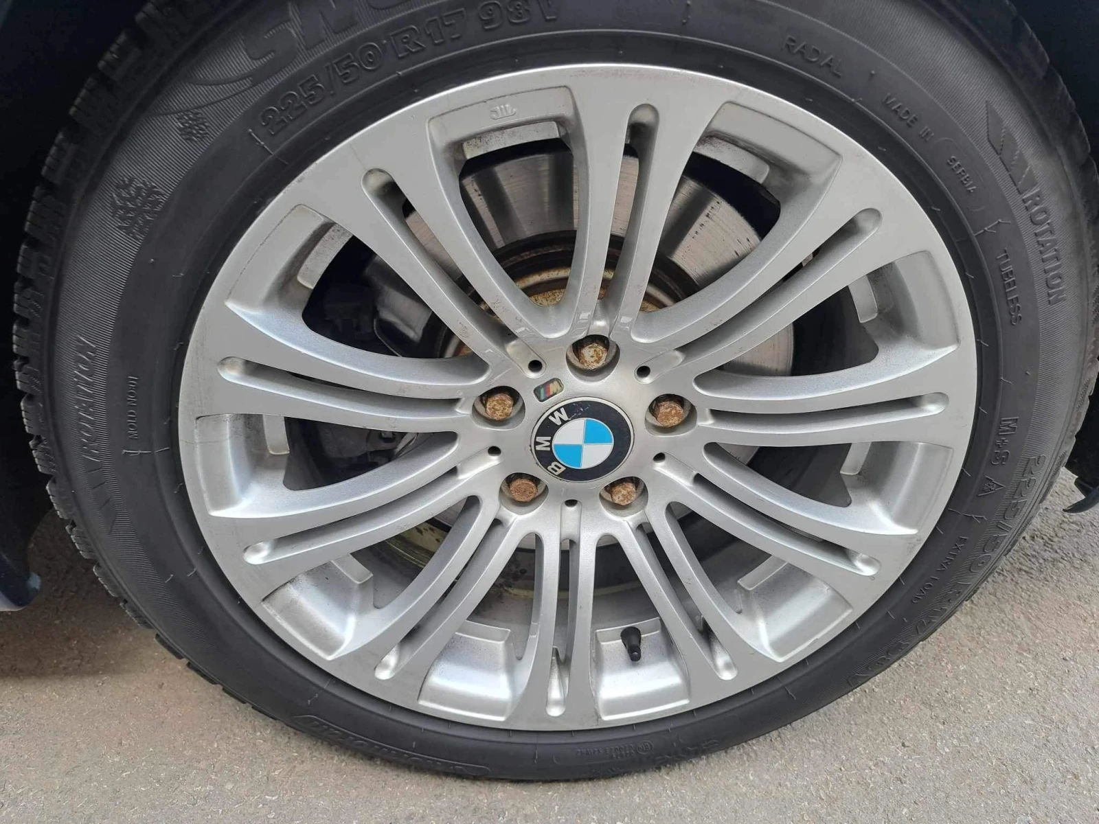 BMW 330, снимка 8 - Автомобили и джипове - 55878536