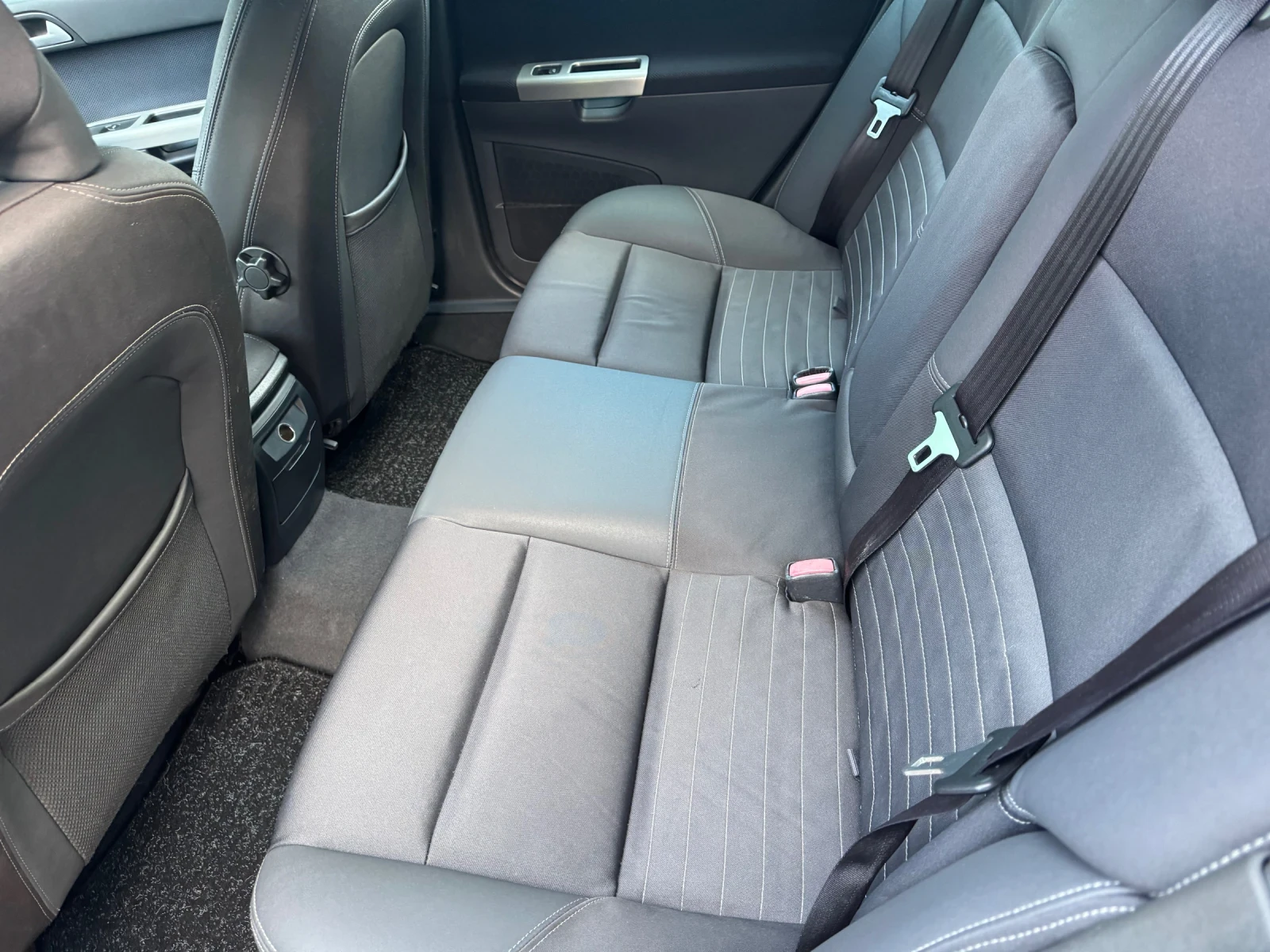 Volvo V50 2000-136 �� hdi 6�������� | Mobile.bg � ����������� 10