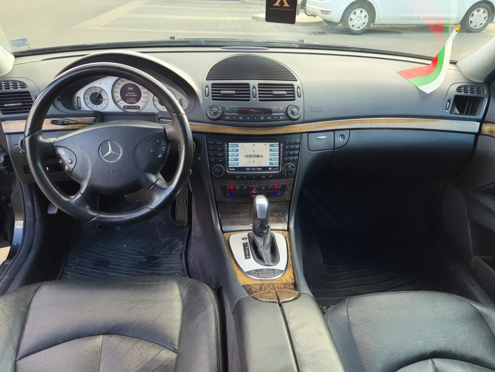 Mercedes-Benz E 320 4MOTION FULL! ГАЗ !, снимка 9 - Автомобили и джипове - 56202009