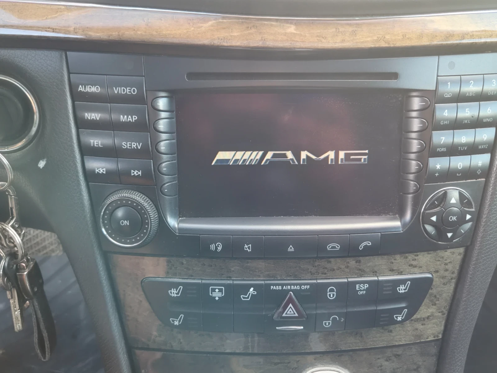 Mercedes-Benz E 320 4MOTION FULL! ГАЗ !, снимка 10 - Автомобили и джипове - 56202009