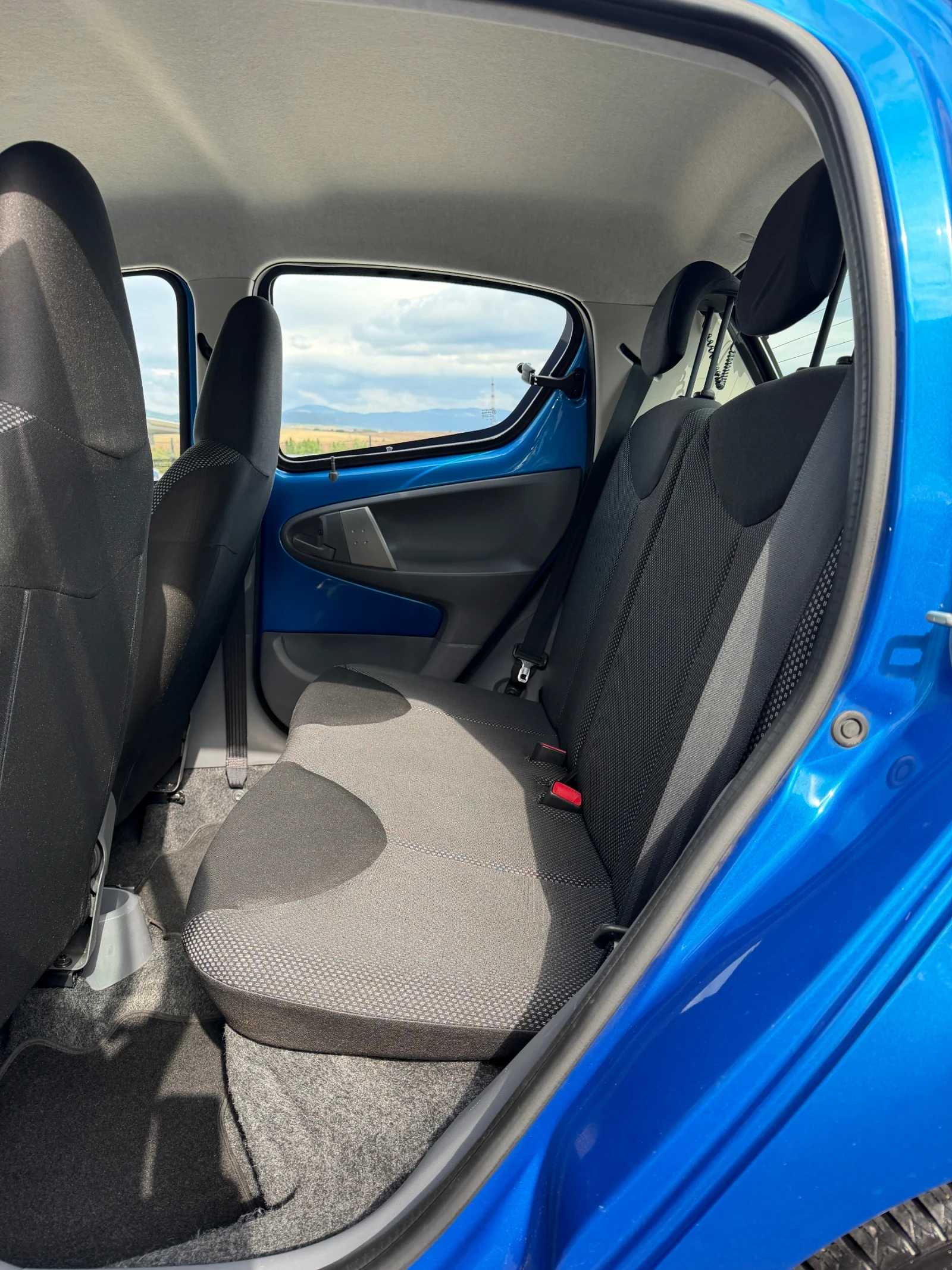 Toyota Aygo VVT-I! Avtomat!! UNIKAT!!!, снимка 14 - Автомобили и джипове - 56236961