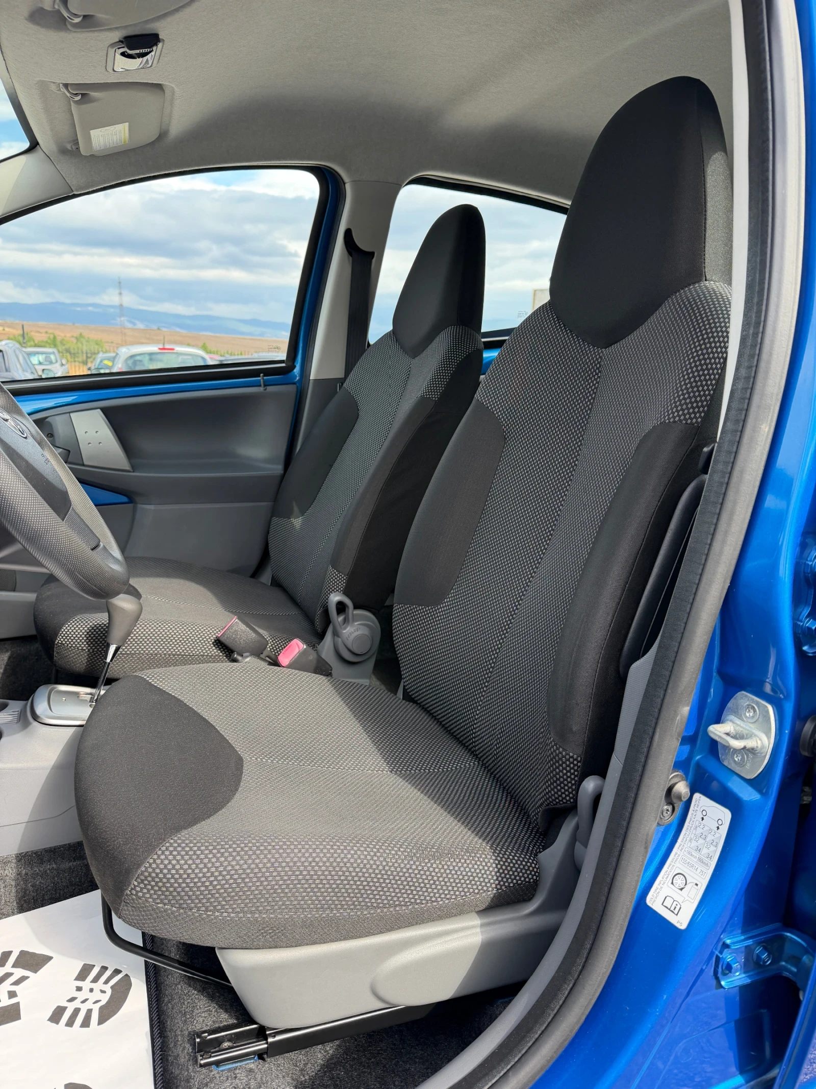 Toyota Aygo VVT-I! Avtomat!! UNIKAT!!!, снимка 12 - Автомобили и джипове - 56236961