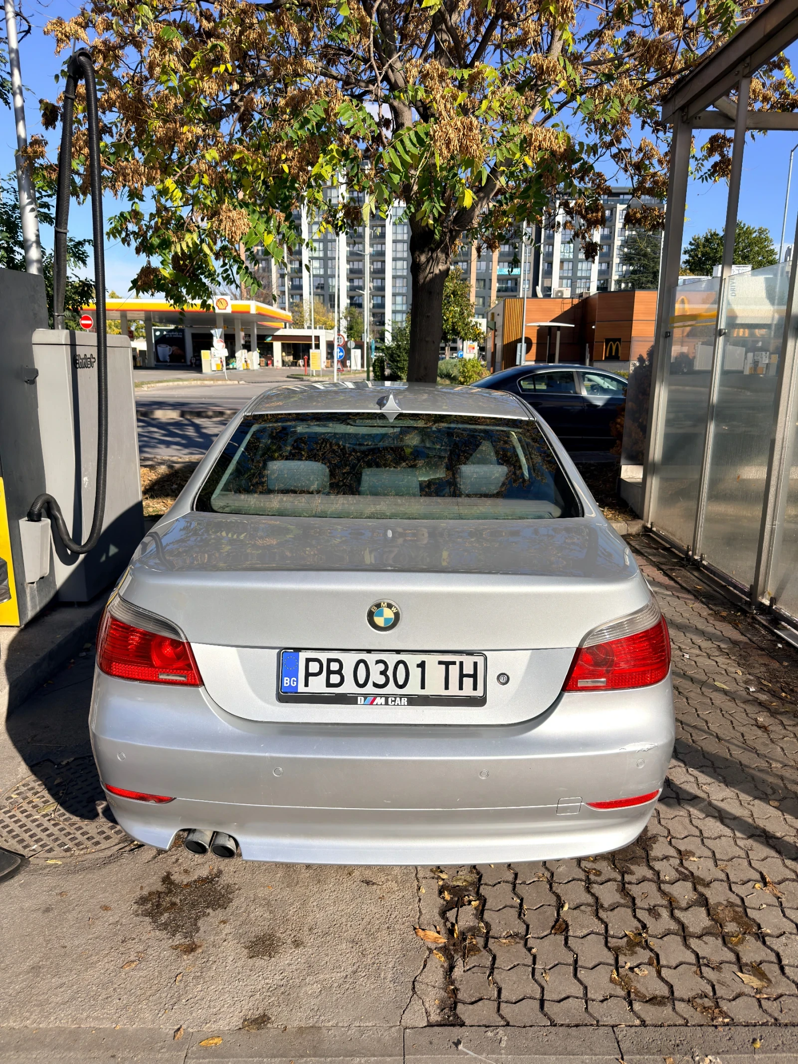 BMW 520, снимка 4 - Автомобили и джипове - 56572644