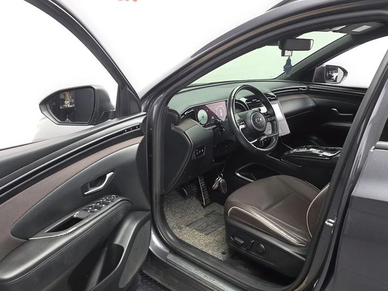 Hyundai Tucson Gasoline 1.6 Turbo 2WD| 177к.с.| ВКЛ.ТЕХНОТЕСТ, снимка 10 - Автомобили и джипове - 55612238
