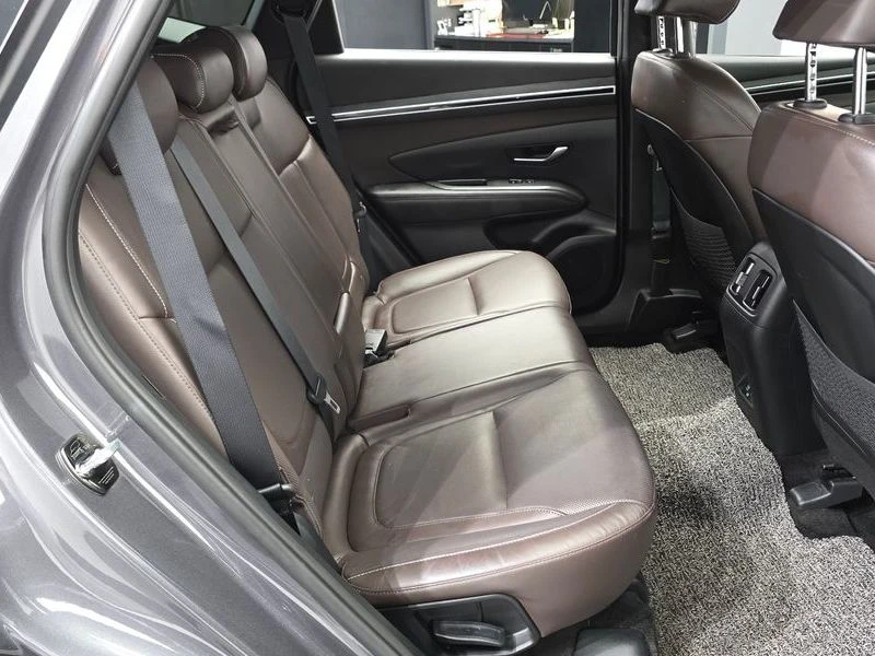 Hyundai Tucson Gasoline 1.6 Turbo 2WD| 177к.с.| ВКЛ.ТЕХНОТЕСТ, снимка 12 - Автомобили и джипове - 55612238