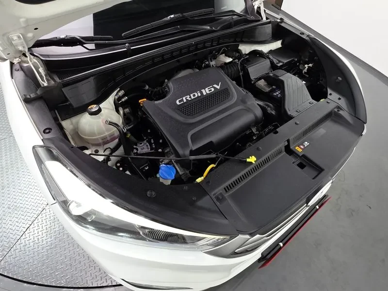 Hyundai Tucson 2.0 - САМО 30% АВАНС, снимка 6 - Автомобили и джипове - 56065940