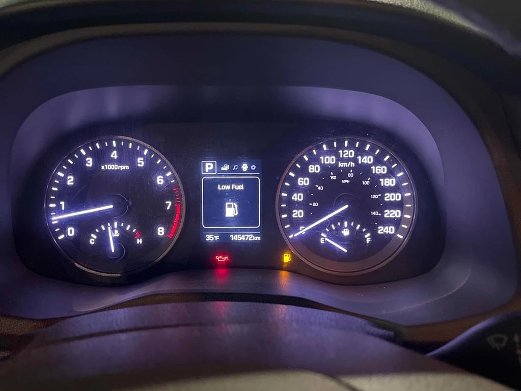 Hyundai Tucson * Premium * CARFAX * БЕЗ ПЪРВОНАЧАЛНА ВНОСКА - изображение 8