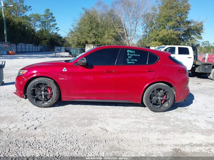 Alfa Romeo Stelvio QUADRIFOGLIO AWD, снимка 13 - Автомобили и джипове - 53820462
