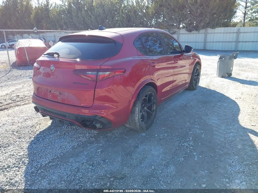 Alfa Romeo Stelvio QUADRIFOGLIO AWD, снимка 4 - Автомобили и джипове - 53820462