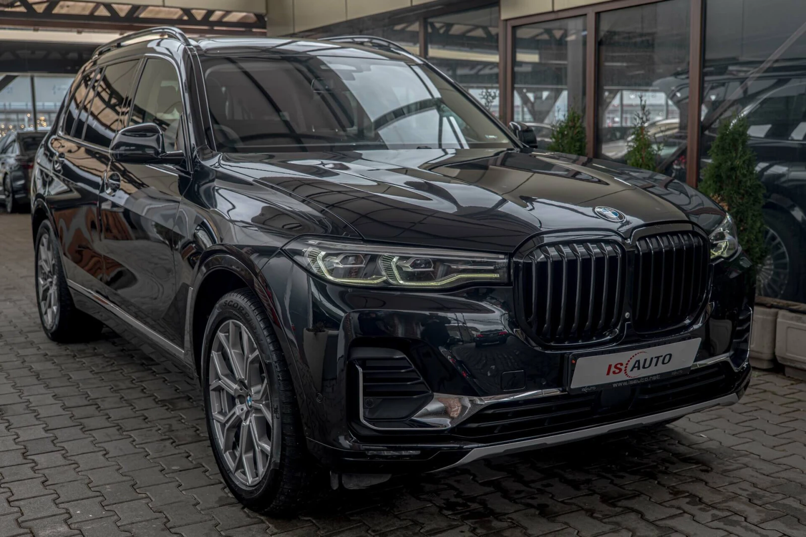BMW X7 40I/Harman Kardon/Панорама/Камера 360/Амбиент/Обду, снимка 3 - Автомобили и джипове - 54072308