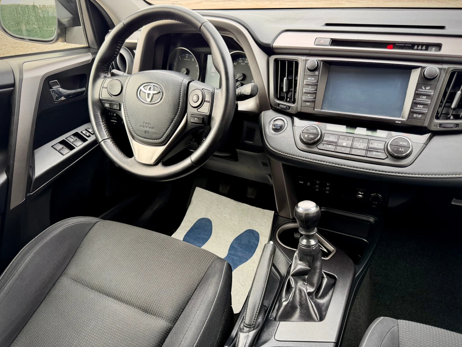 Toyota Rav4 2.0 VALVEMATIC* AWD* FACELIFT, снимка 11 - Автомобили и джипове - 54609488