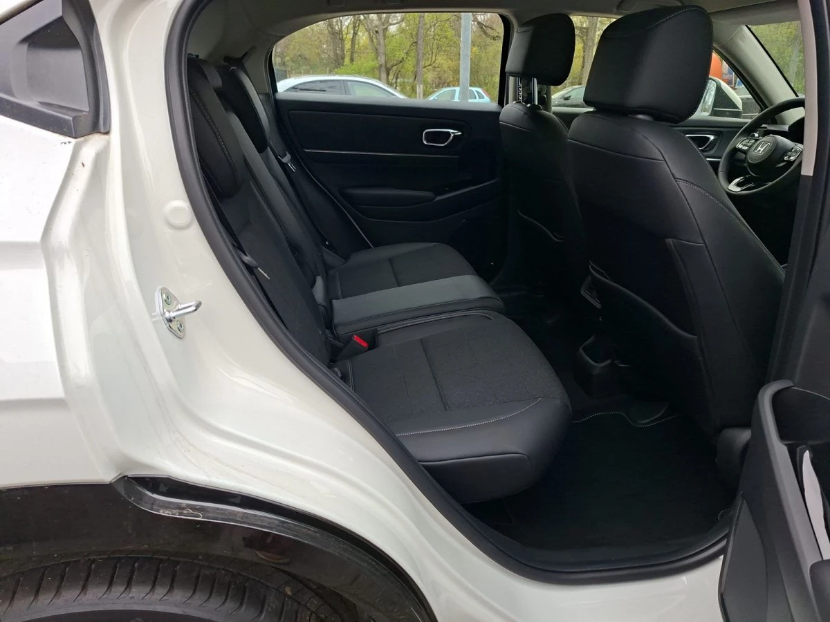 Honda Hr-v e:HEV | Hybrid | Advance | 2025 | 4 000 км., снимка 14 - Автомобили и джипове - 54626667