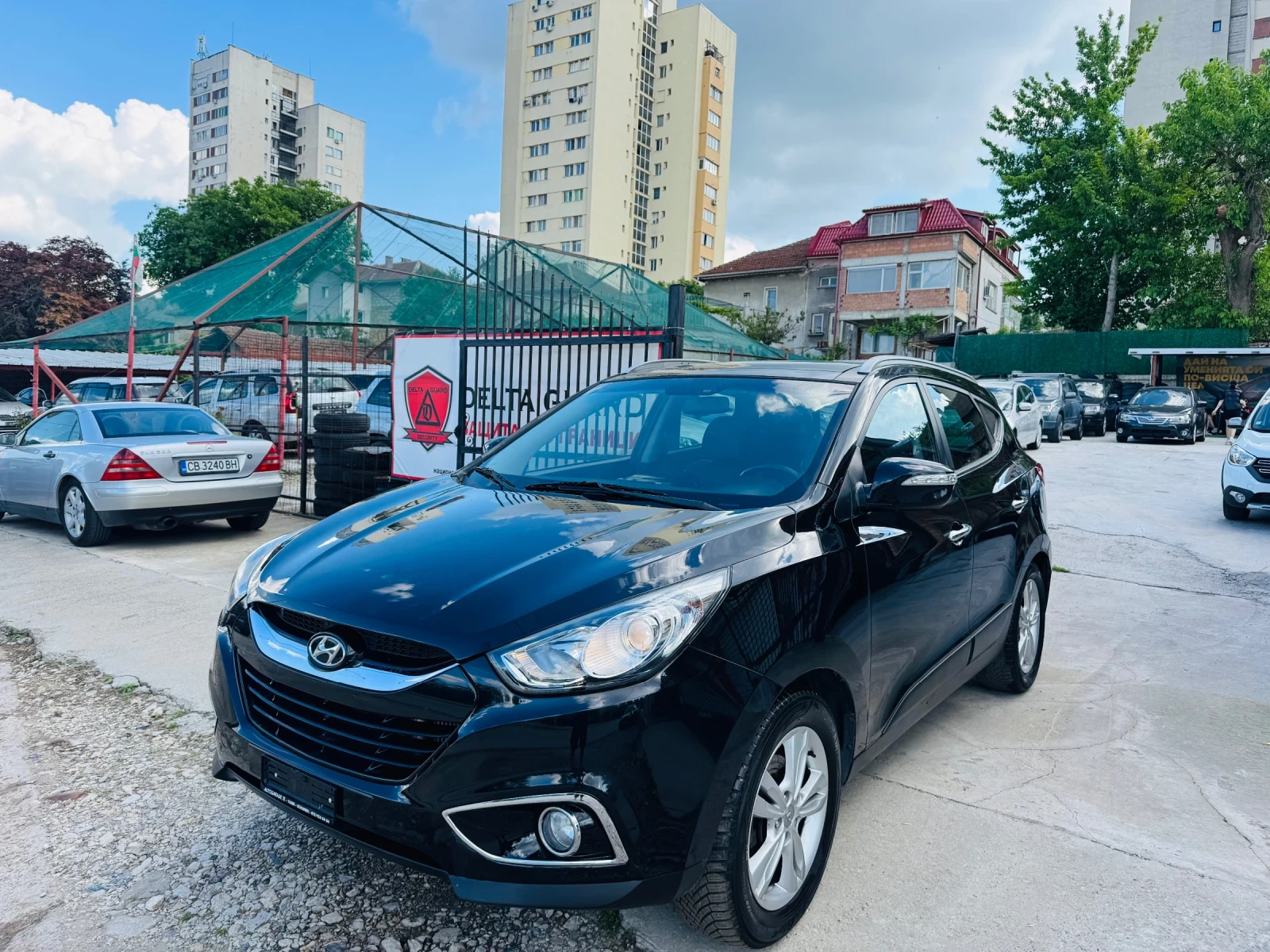Hyundai IX35 2.0 Crdi Швейцария Фул Екстри ТОП