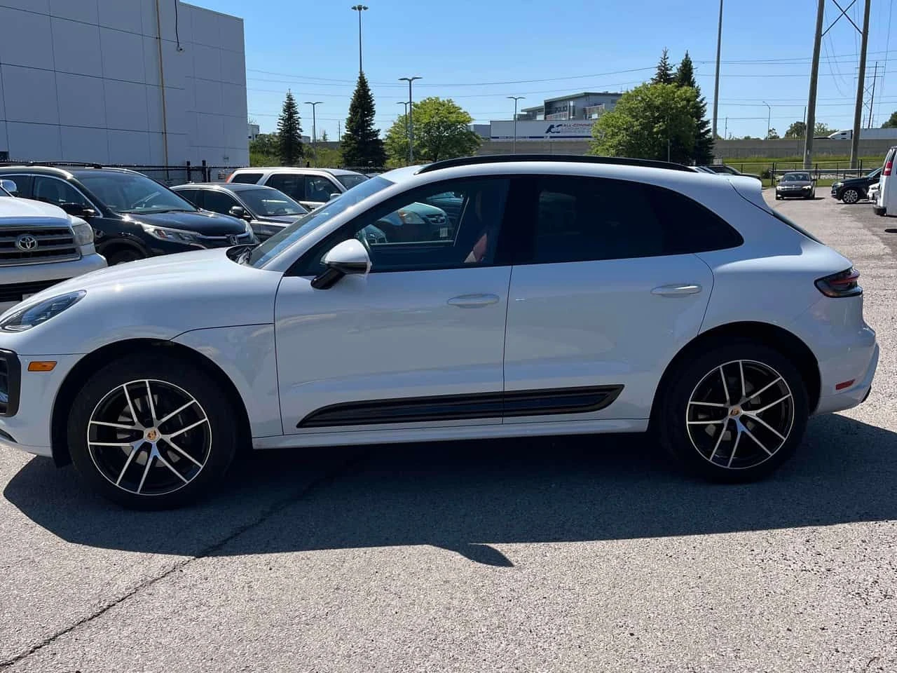 Porsche Macan  2.0L | PANO | ОБДУХВАНЕ , снимка 3 - Автомобили и джипове - 54781859