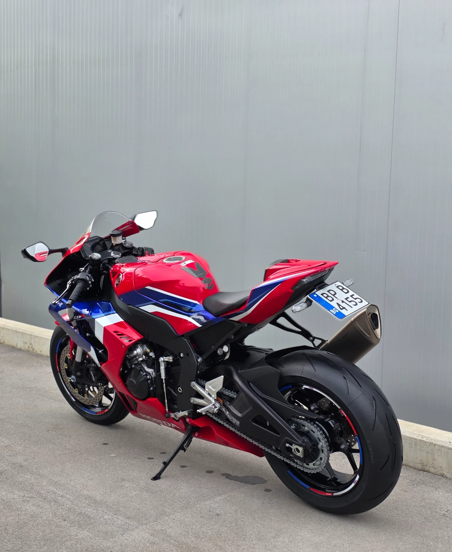 Honda Cbr  1000 RR-R / SC82 / 2022 - изображение 6
