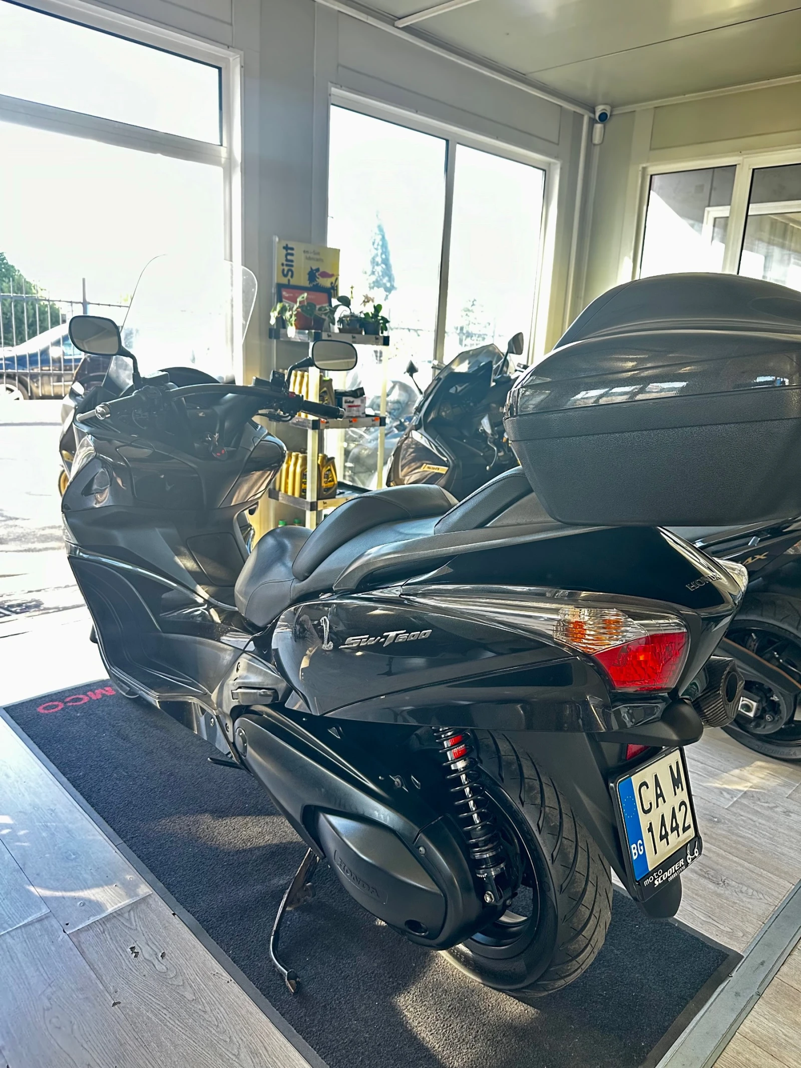 Honda Silver Wing SWT600i ABS - изображение 9
