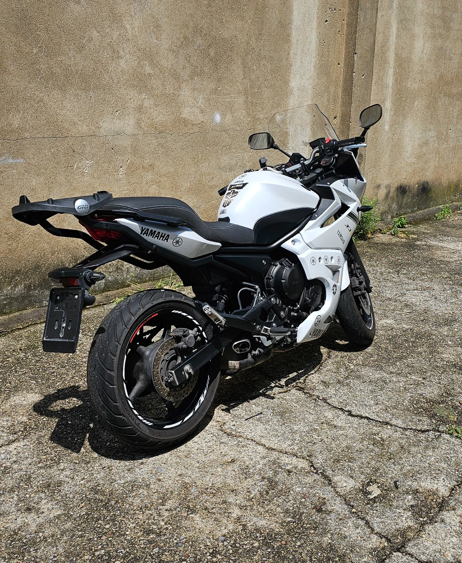 Yamaha XJ6 Diversion  - изображение 6