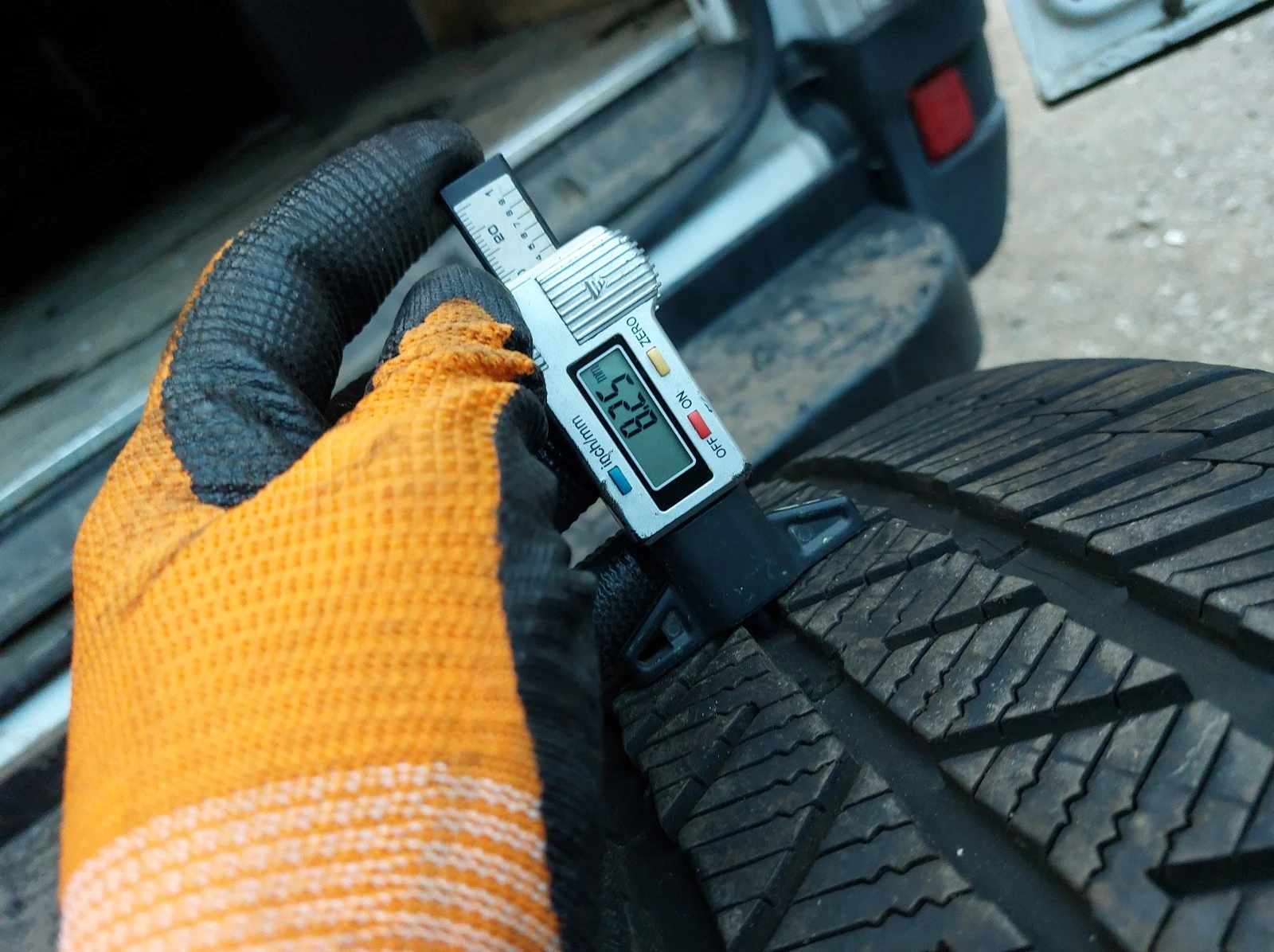  255/40R19 | Mobile.bg   3