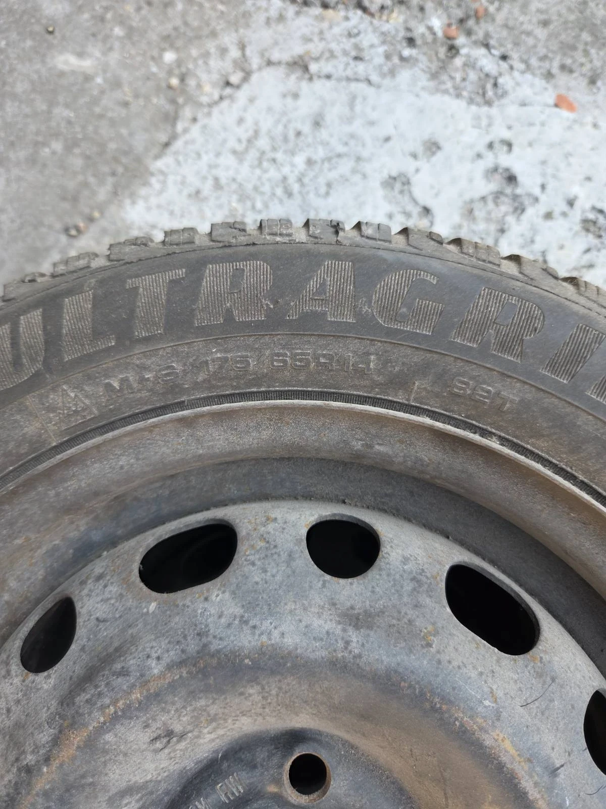 Гуми с джанти Goodyear 175/65R14, снимка 4 - Гуми и джанти - 55838325