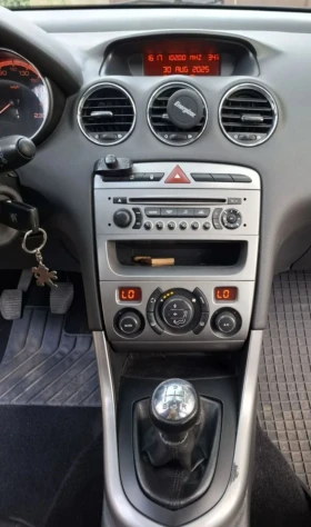 Peugeot 308, снимка 10