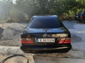 Mercedes-Benz E 200 CDI, снимка 4