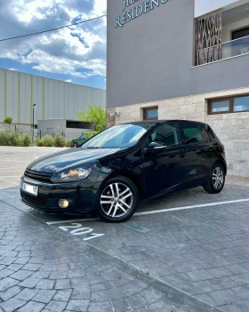 VW Golf 2.0TDI 140кс * Автомат DSG 6* NAVI* Multi, снимка 2