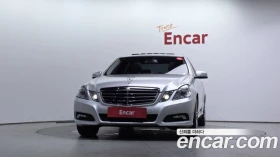 Mercedes-Benz E 200, снимка 3
