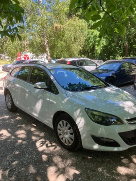 Обява за продажба на Opel Astra 1.4 Т АГУ Sports Tourer ~13 500 лв. - изображение 2