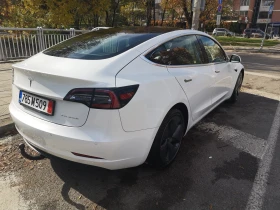     Tesla Model 3  Long44  
