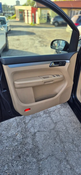 VW Touran 2.0TDI* NAVI* 6+ 1* КОЖА - 3900 € / 7627.74 лв. - 58367679 6