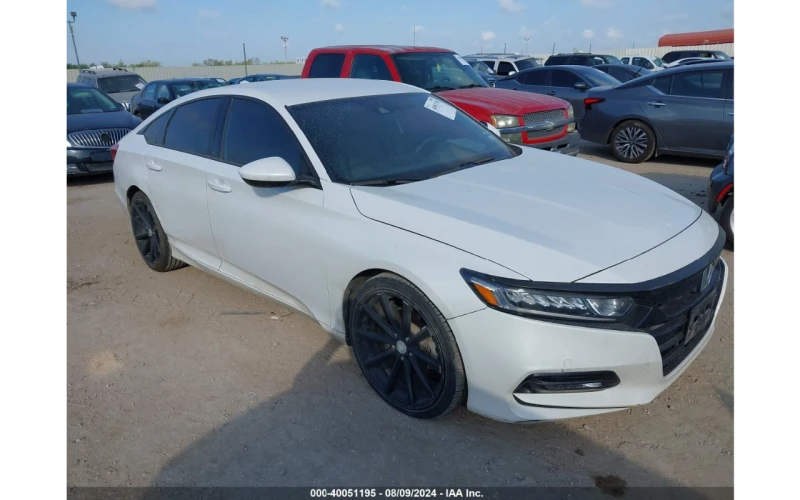 Honda Accord Sport * 1.5L * LED * Distronic, снимка 1 - Автомобили и джипове - 47449999