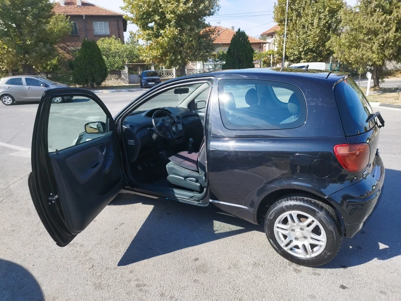 Toyota Yaris 1.4 дизел D4D , снимка 13 - Автомобили и джипове - 47676275