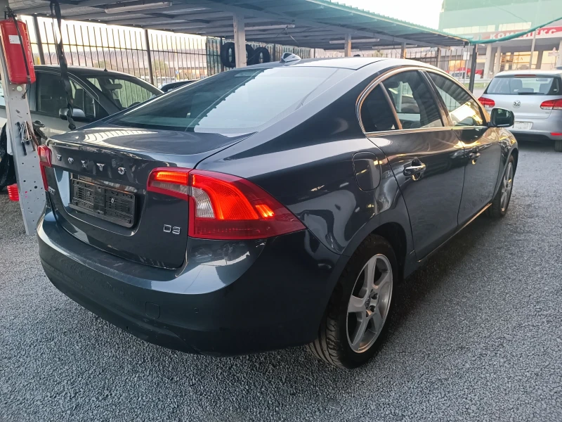 Volvo S60 2.0D AUTOMATIC D3 EURO 5A , снимка 6 - Автомобили и джипове - 47685984